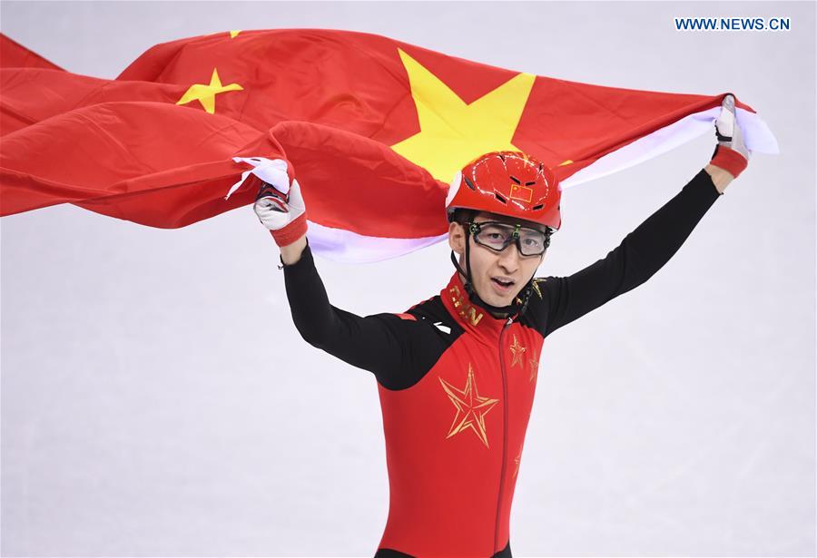 Wu Dajing bate recorde e conquista medalha de ouro em patina??o de velocidade em pista curta