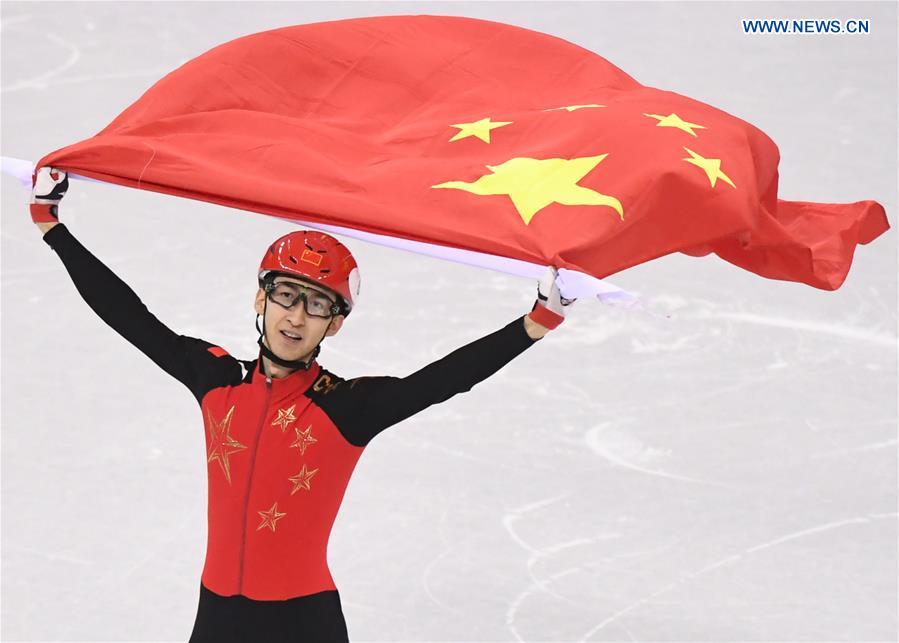 Wu Dajing bate recorde e conquista medalha de ouro em patina??o de velocidade em pista curta