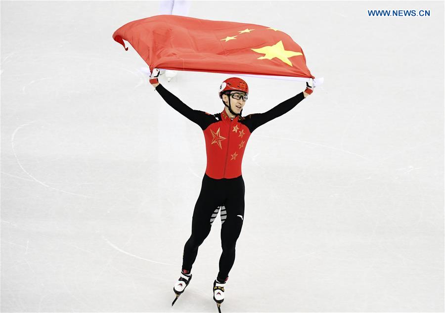 Wu Dajing bate recorde e conquista medalha de ouro em patina??o de velocidade em pista curta