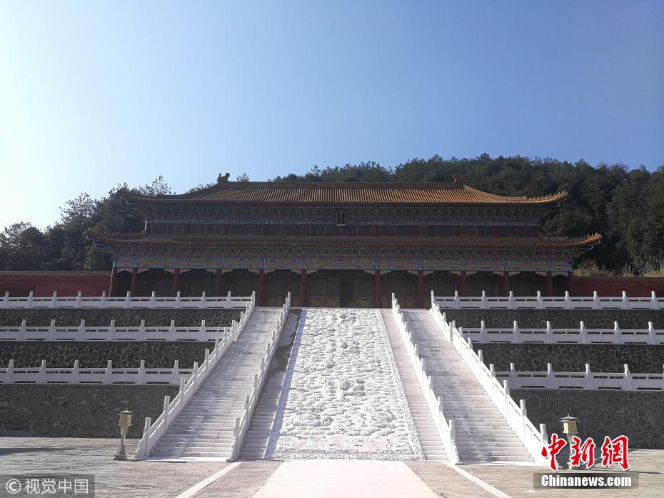 Estilo arquitet?nico de Universidade em Jiangxi gera controvérsia