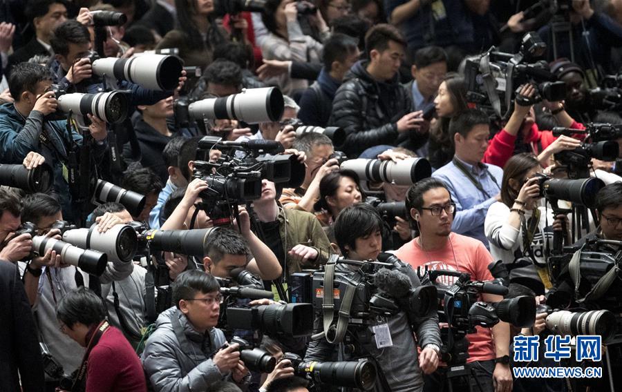 Primeira sess?o da 13a Assembleia Popular Nacional inaugurada em Beijing