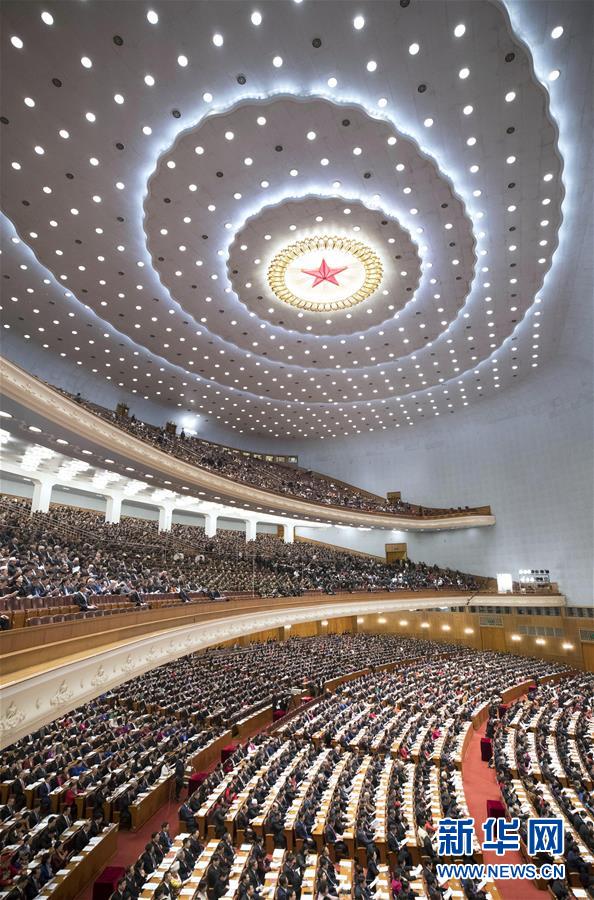 Primeira sess?o da 13a Assembleia Popular Nacional inaugurada em Beijing