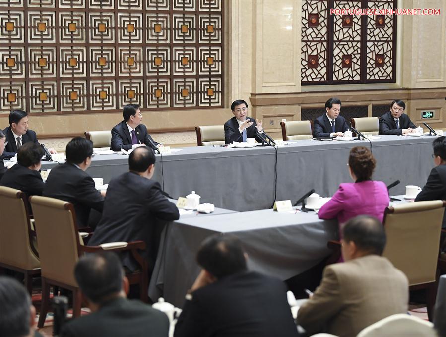 Líderes chineses sublinham lideran?a do PCCh em discuss?es com conselheiros políticos