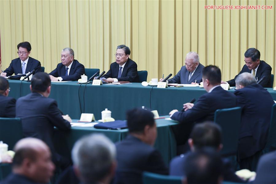 Líderes chineses sublinham lideran?a do PCCh em discuss?es com conselheiros políticos