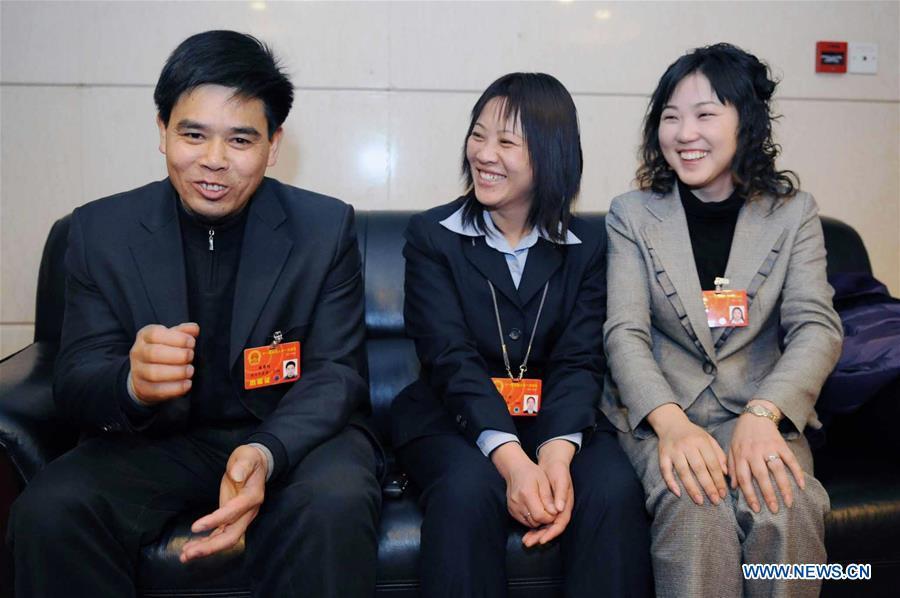 Nova forma??o de deputados para a 13a Assembleia Popular Nacional