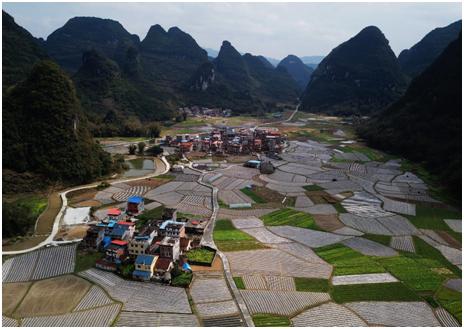 China: Aldeias interligadas por rede de ?nibus até 2020 