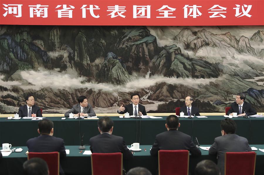 Líderes chineses sublinham pensamento de Xi Jinping em delibera??es de painel