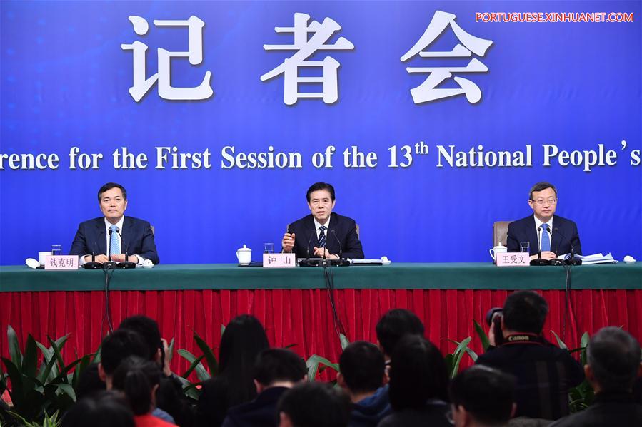 China n?o quer guerra comercial com os EUA, diz ministro do Comércio