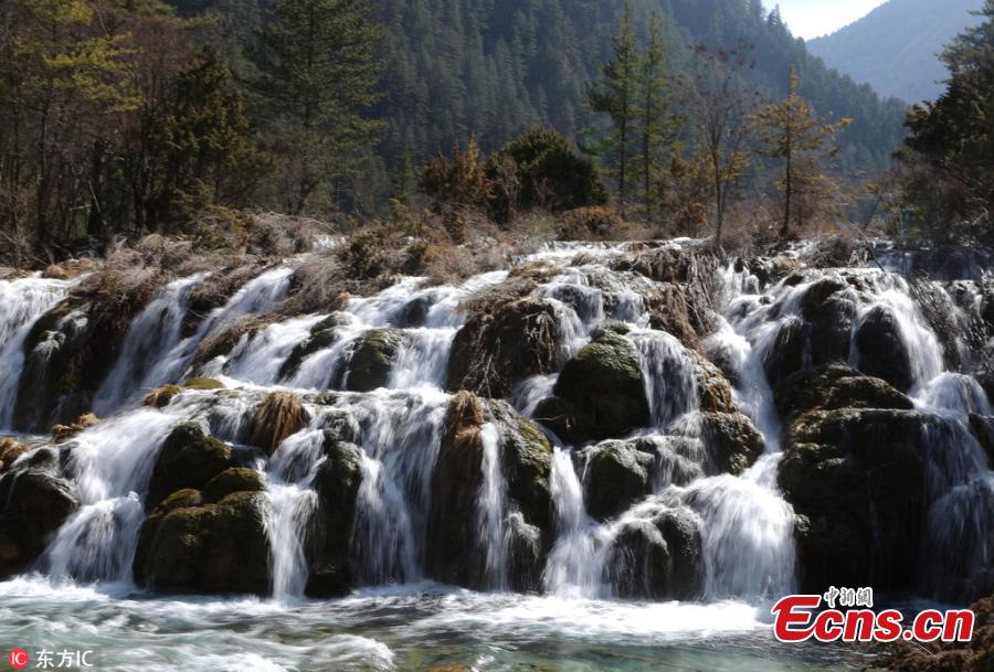 Galeria: Parque Nacional de Jiuzhaigou reaberto ao público após o terremoto