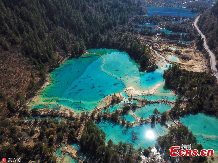 Galeria: Parque Nacional de Jiuzhaigou reaberto ao público após o terremoto