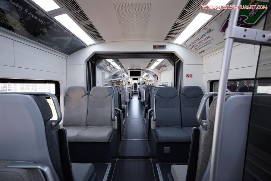 Trens de fabrica??o chinesa entregues ao servi?o de liga??o ferroviária de aeroporto na Malásia