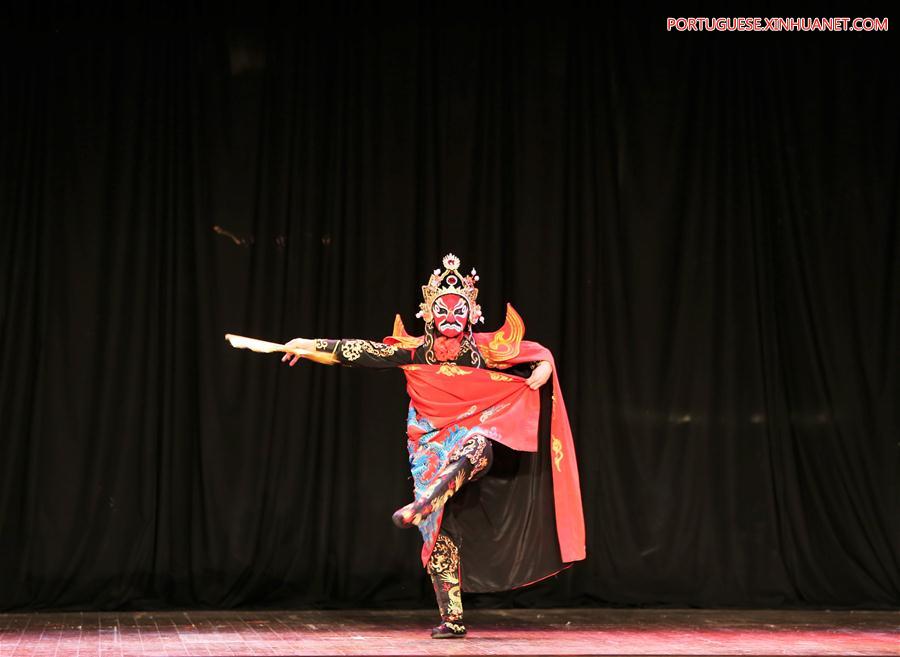 Apresenta??o cultural 