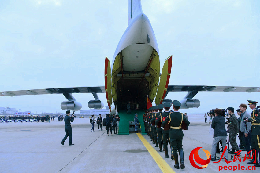 Cerim?nia de traslada??o de restos mortais de mártires chineses realizada na Coreia do Sul