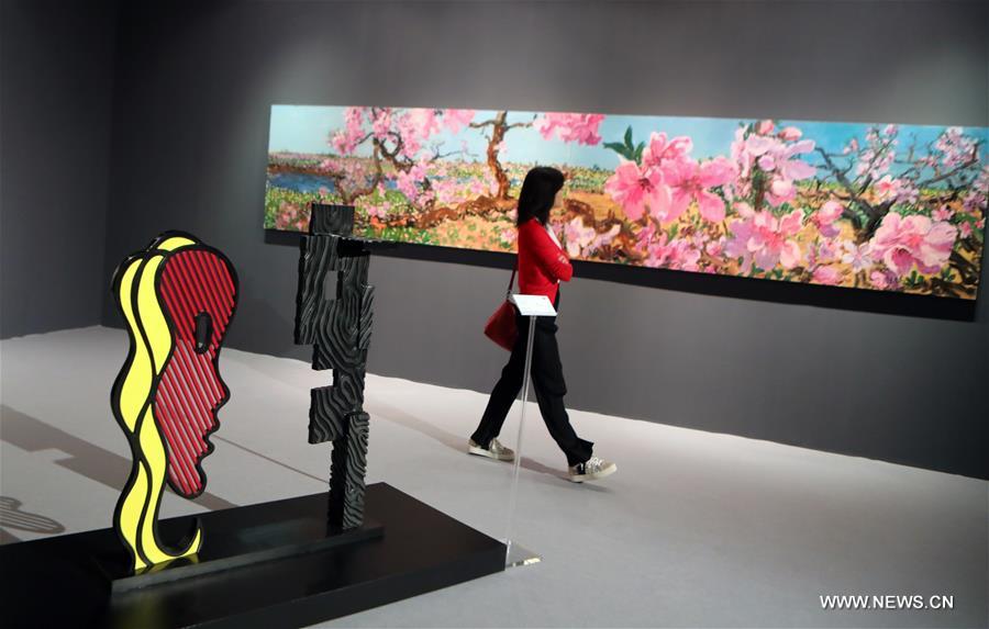 Galeria: Artigos do leil?o da primavera da Sotheby's em exibi??o em Hong Kong 