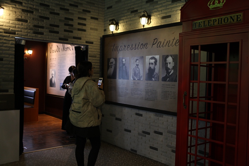 Tecnologia 3D dá vida a pinturas de Monet na China