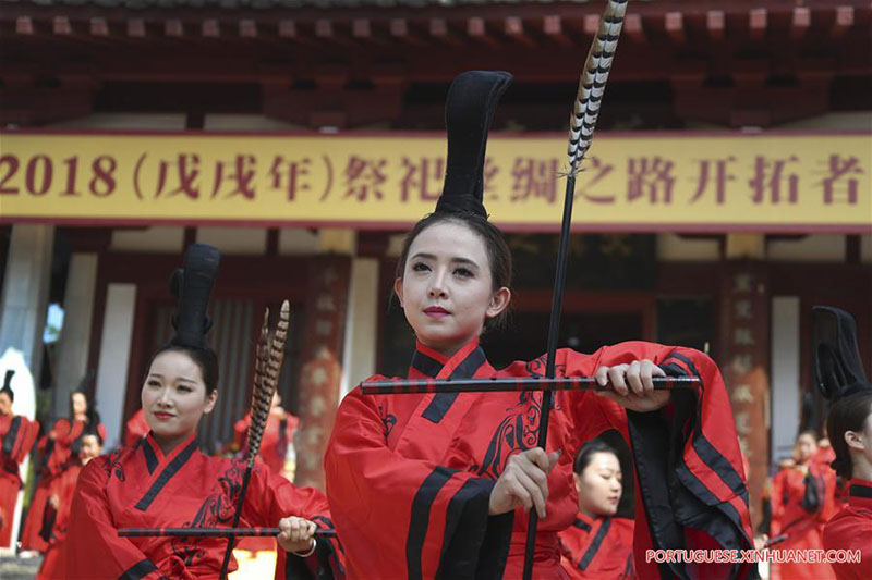 Cerim?nia realizada em Shaanxi em memória do emissário Zhang Qian