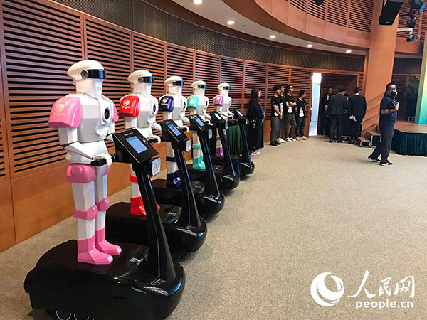 Macau apresenta rob? desenvolvido pela MUST