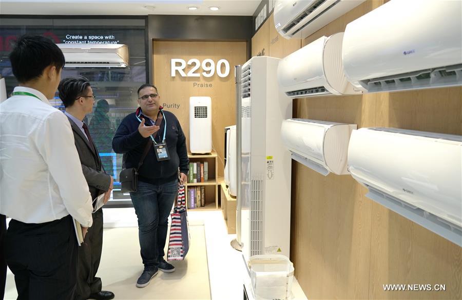 Galeria: Feira de Importa??es e Exporta??es da China inaugurada em Guangzhou