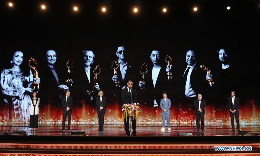 Beijing realiza cerimónia de abertura do 8o Festival Internacional de Cinema