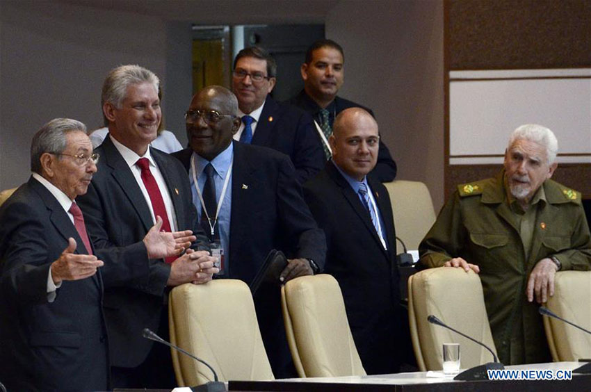 Díaz-Canel é eleito novo presidente de Cuba