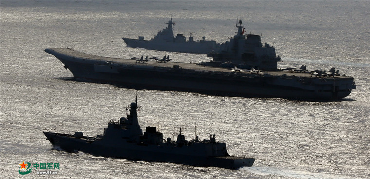 Forma??o de porta-avi?es da China realiza exercício no Pacífico Ocidental