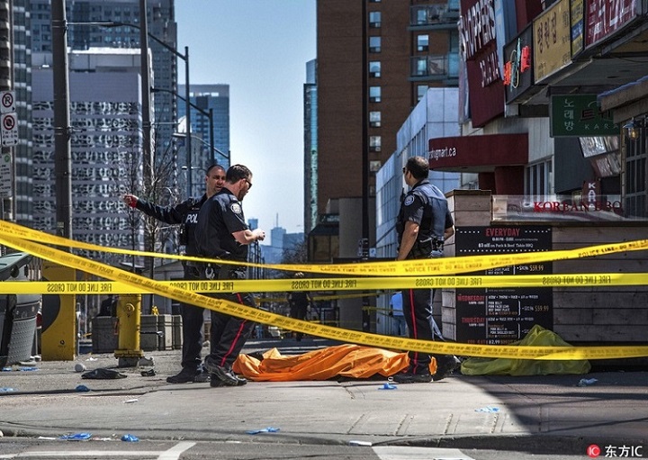 Atropelamento em Toronto deixa 10 mortos e 15 feridos