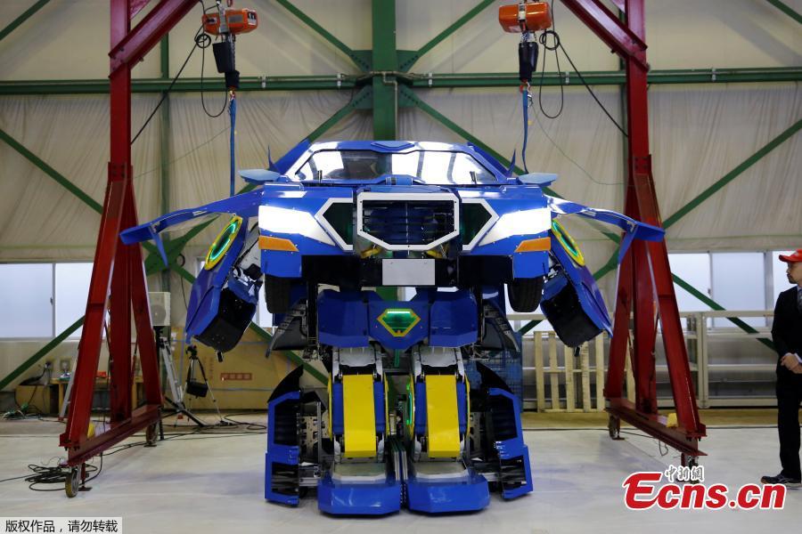 J-deite RIDE: Rob? de 4 metros de altura capaz de se transformar