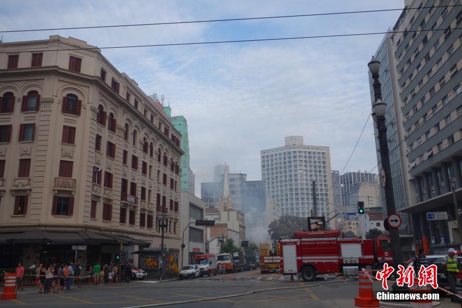 Colapso de edifício após incêndio deixa 1 morto e 3 desaparecidos em S?o Paulo