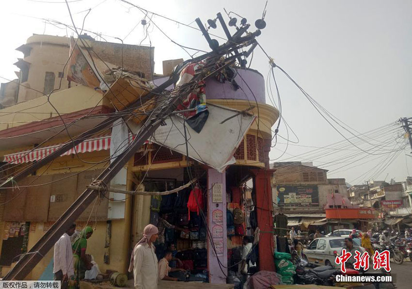Tempestade de areia deixa pelo menos 116 mortos no norte da índia