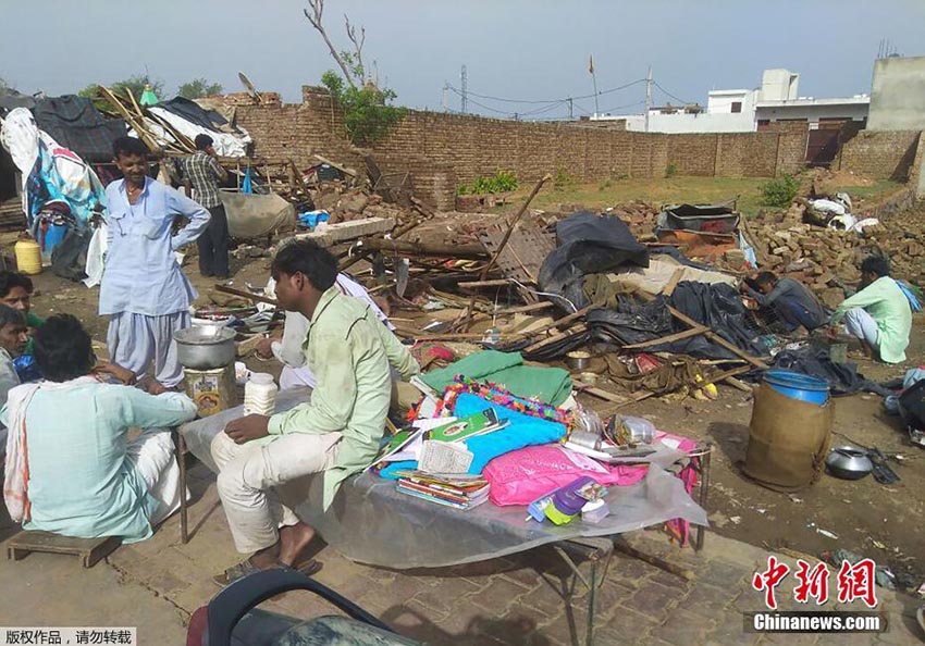 Tempestade de areia deixa pelo menos 116 mortos no norte da índia