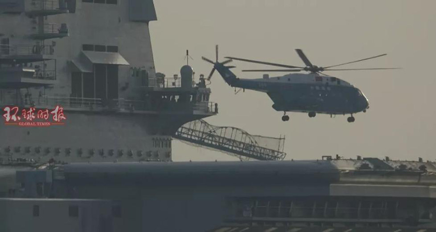 Porta-avi?es de fabrico doméstico testa opera??o com helicópteros