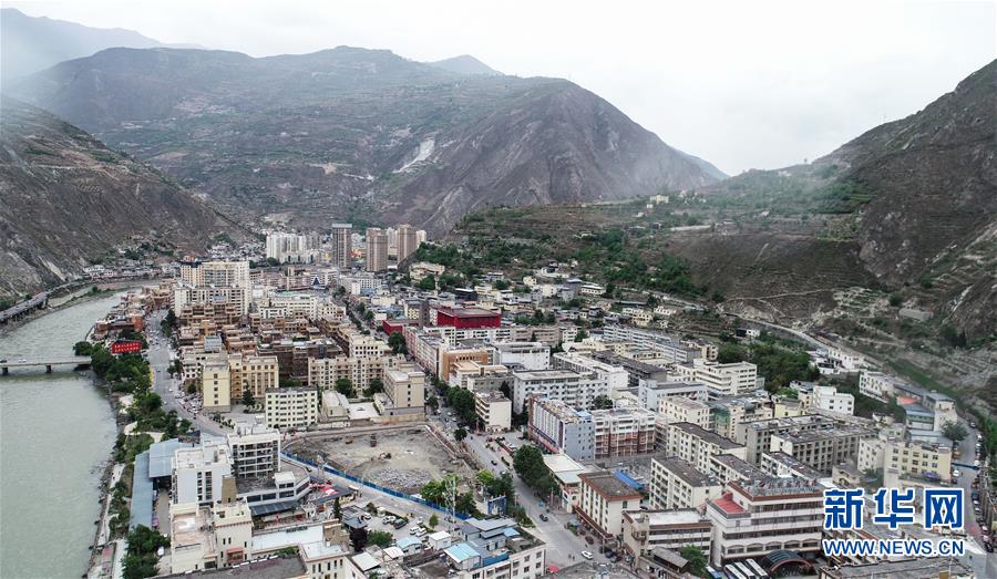 Revitaliza??o de Wenchuan dez anos após terremoto