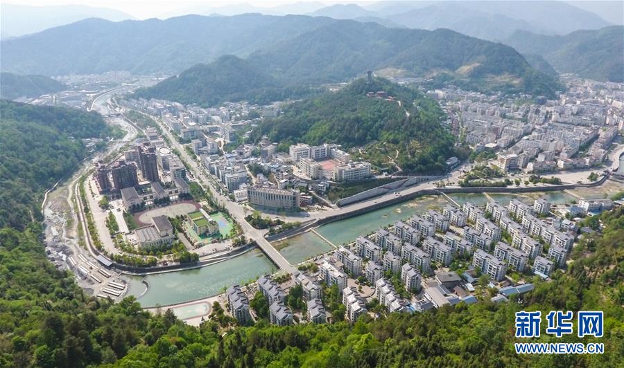 Revitaliza??o de Wenchuan dez anos após terremoto