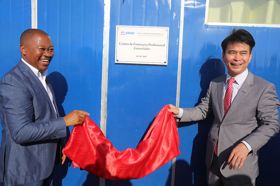 Empresa chinesa inaugura centro de forma??o profissional em manuten??o ferroviária em Angola