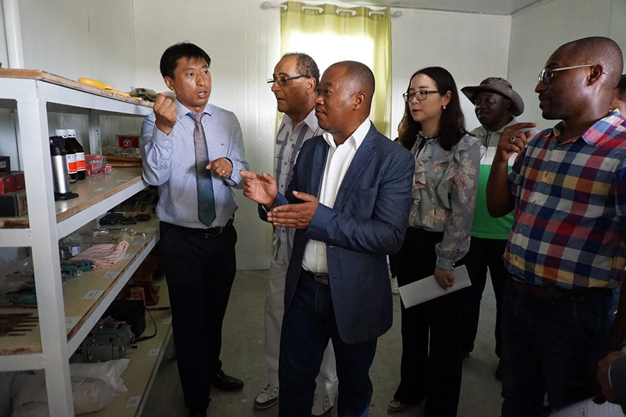 Empresa chinesa inaugura centro de forma??o profissional em manuten??o ferroviária em Angola