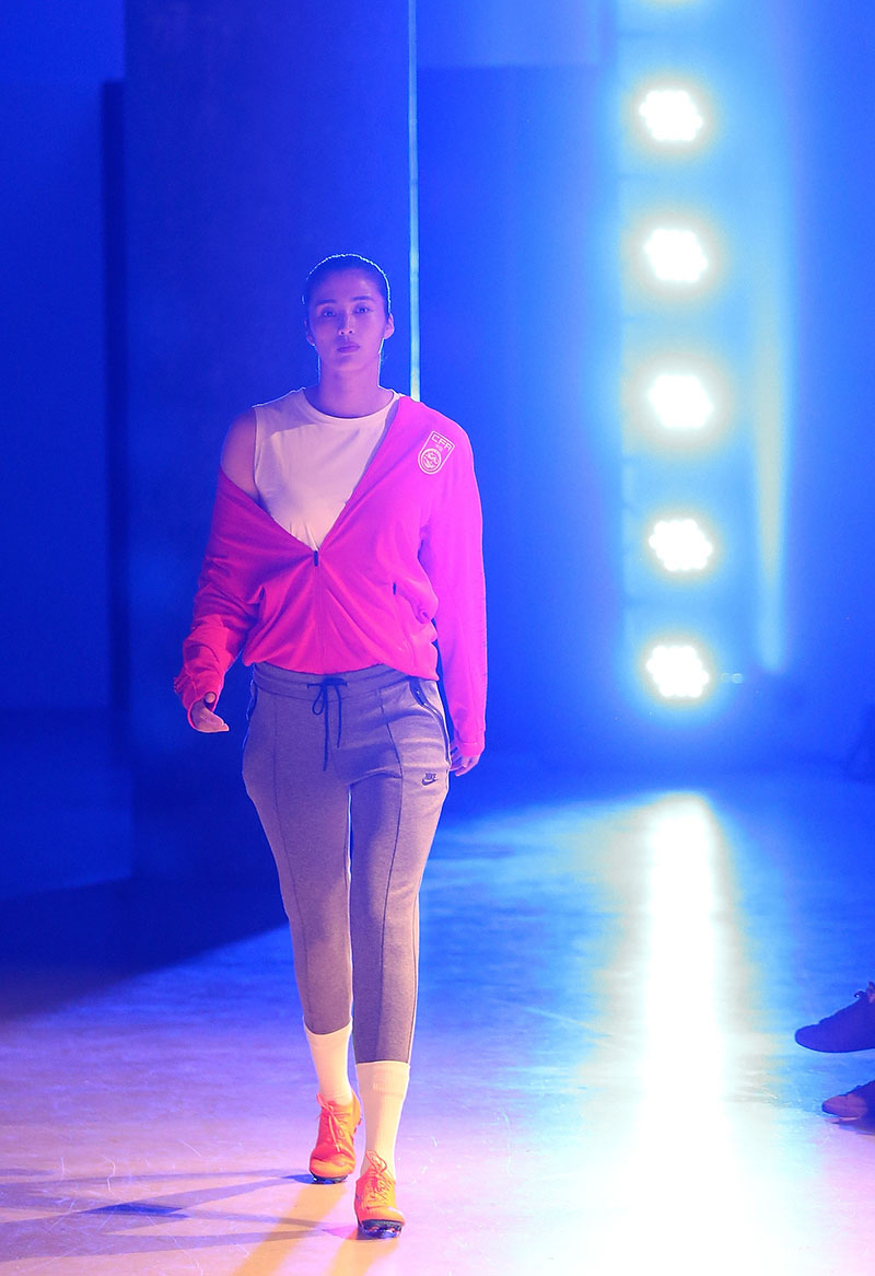 Associa??o de Futebol da China apresenta novos equipamentos futebol da sele??o