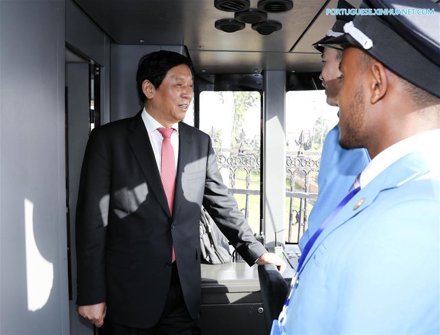 Chefe do Legislativo chinês visita Etiópia para promover la?os bilaterais