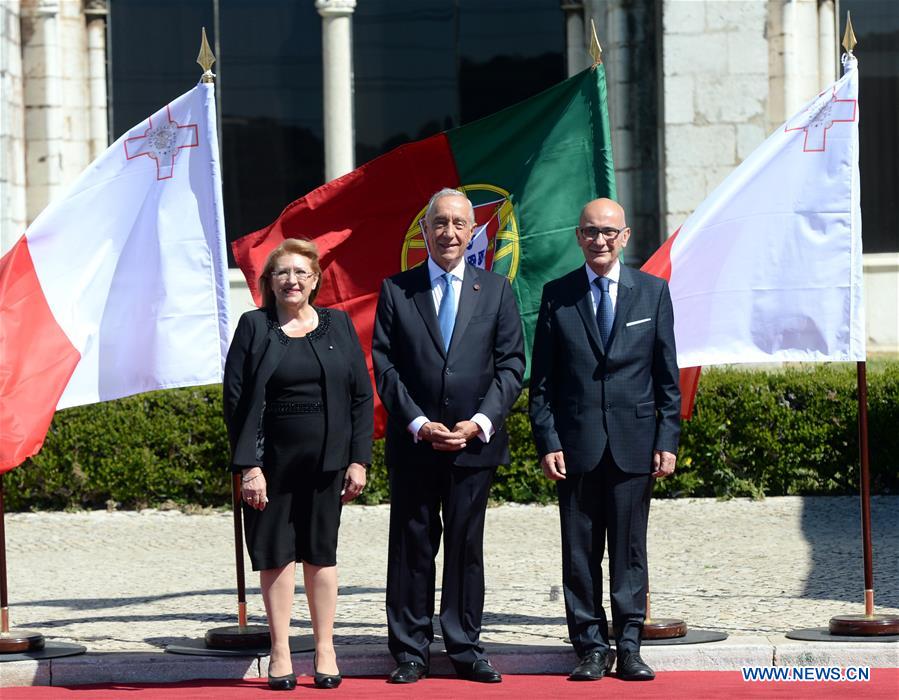 Presidentes de Malta e Portugal discutem crise de refugiados em Lisboa