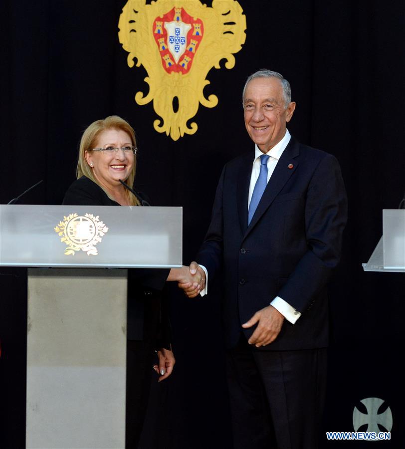 Presidentes de Malta e Portugal discutem crise de refugiados em Lisboa