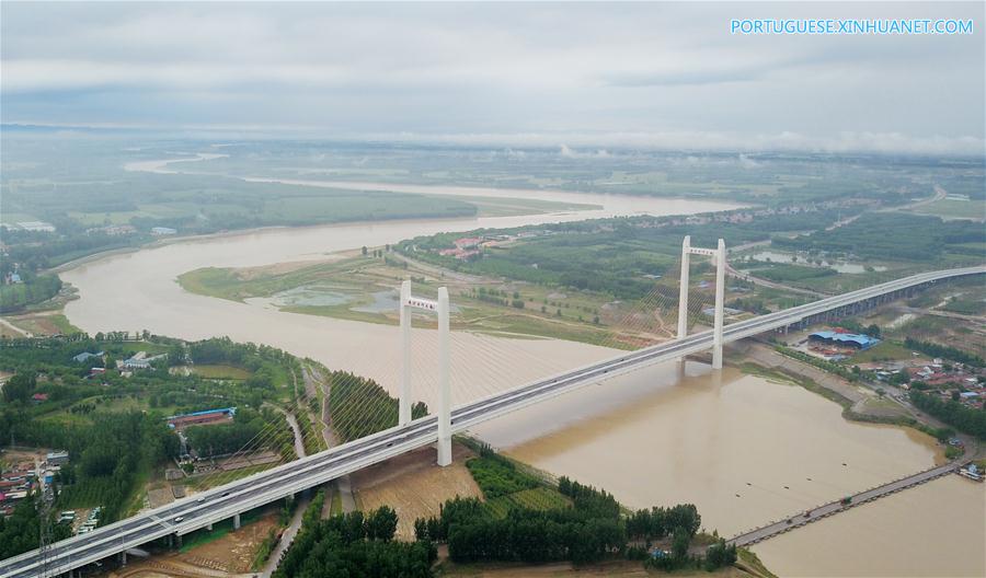 Ponte Qihe do rio Amarelo entra em opera??o em Shandong, leste da China