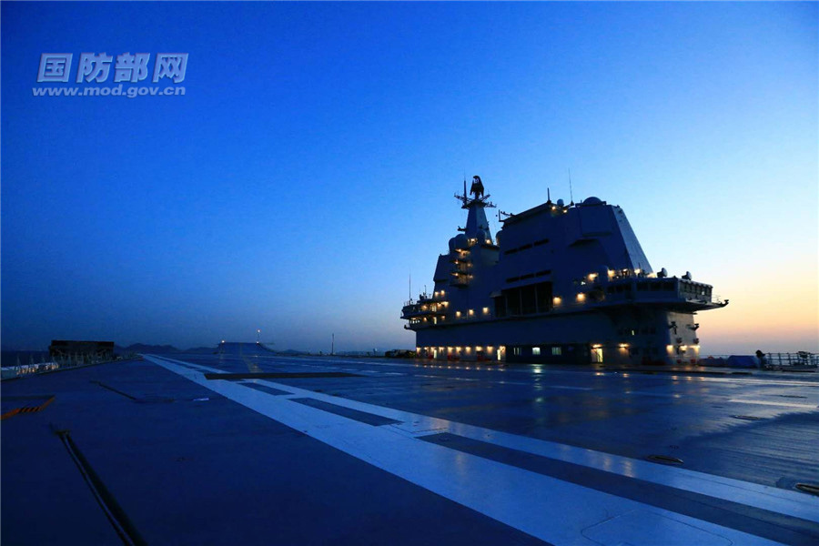 Primeiro porta-avi?es de fabrico doméstico da China termina período de testes