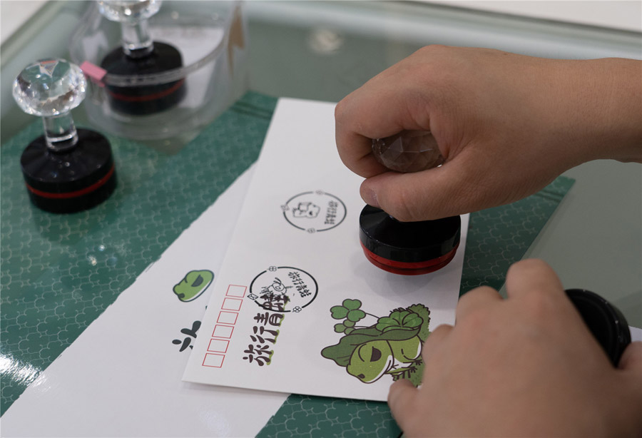 Agências dos correios temáticas do “Sapo Viajante” em destaque em Shanghai