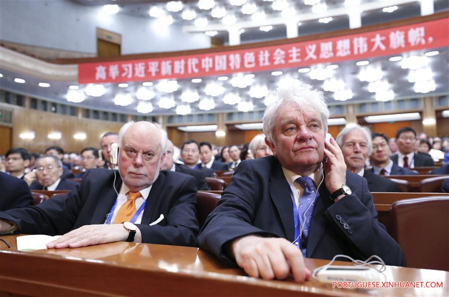 Presidente chinês pede constru??o da China em um líder mundial em ciência e tecnologia