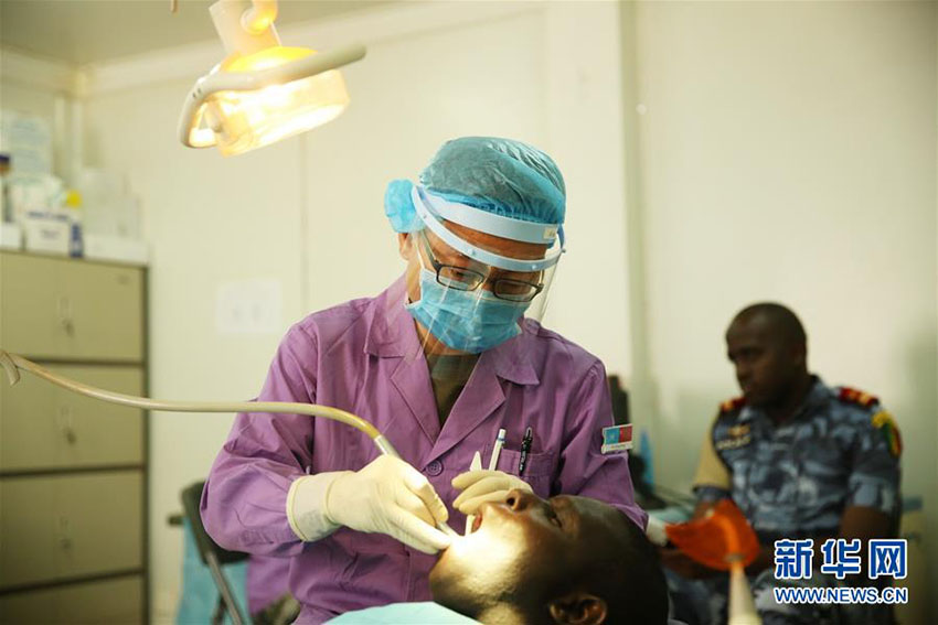 Capacetes azuis chineses promovem manuten??o da paz mundial