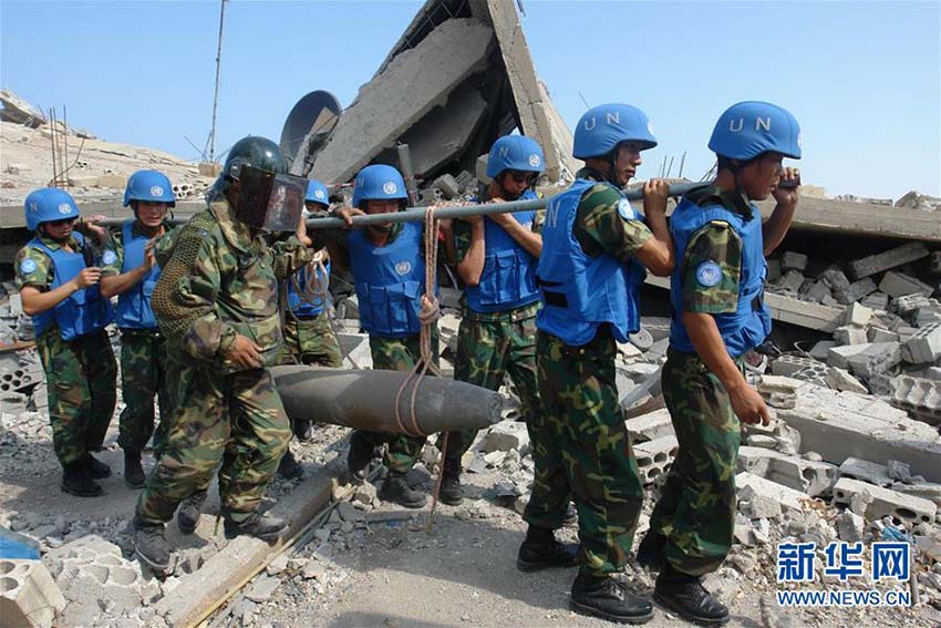 Capacetes azuis chineses promovem manuten??o da paz mundial