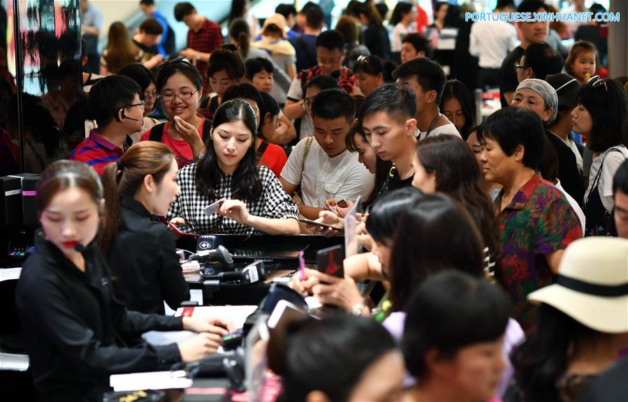 Hainan tem como objetivo se tornar centro internacional de turismo e consumo