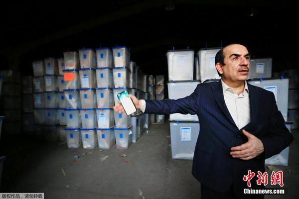 Bagdá: Incêndio atinge armazéns da comiss?o eleitoral