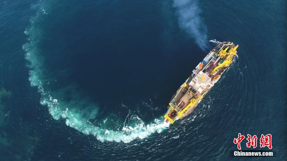 Draga de suc??o “Tian Kun” faz primeiro teste marítimo