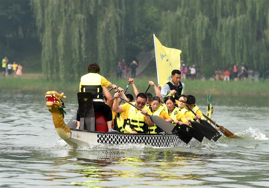 China celebra Festival do Barco de Drag?o