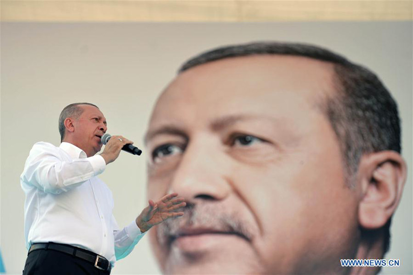 Presidente turco Erdogan e sua alian?a ganham elei??es presidenciais e parlamentares